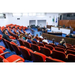 Audiência Pública sobre o Transporte Escolar Municipal acontece na Câmara de Campo Largo